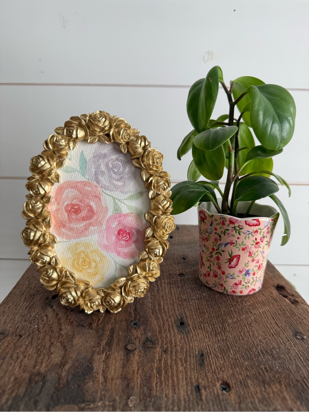 Hand crafted watercolor original in 4x6 gold frame